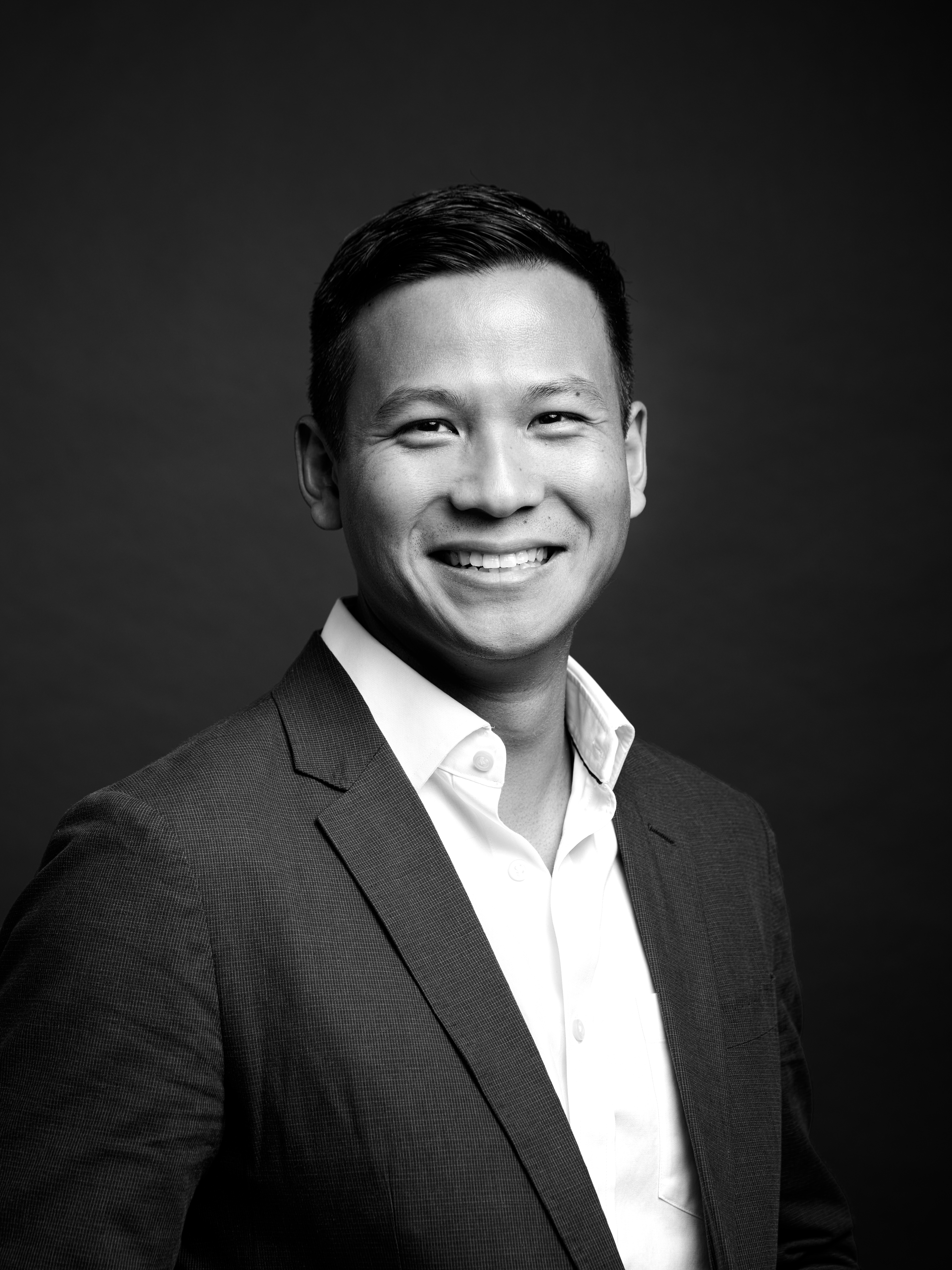 Yi Huang has been with KA&D since 2012.  In that time, Yi has led a wide variety of project types, ranging from coastal homes and country estates to city apartments.  Yi draws from his classical background and brings a painterly approach to the projects that he manages.  Currently, he is working on a large estate in the Hamptons and a complex on the Main Line of Philadelphia.