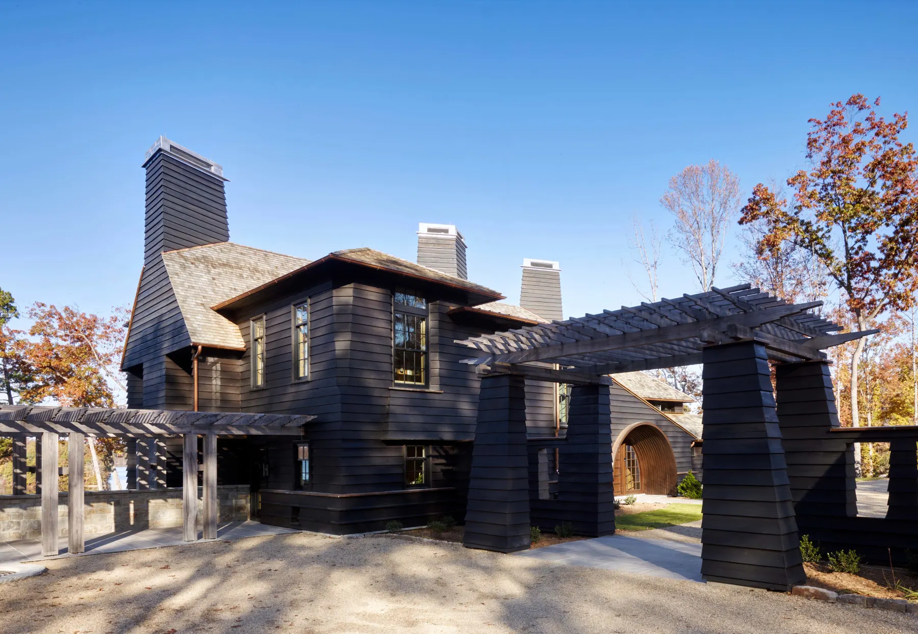 Pergola and Gravel Court