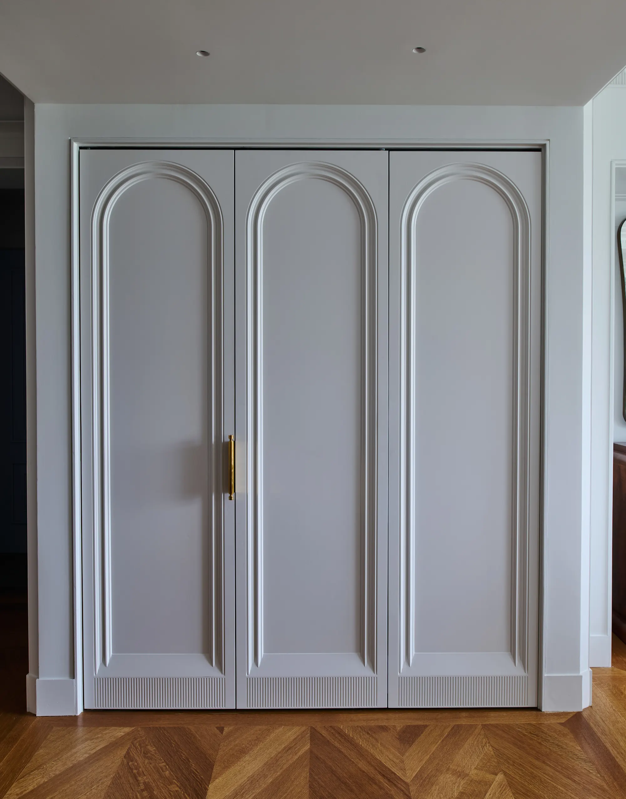 Concealed Bar