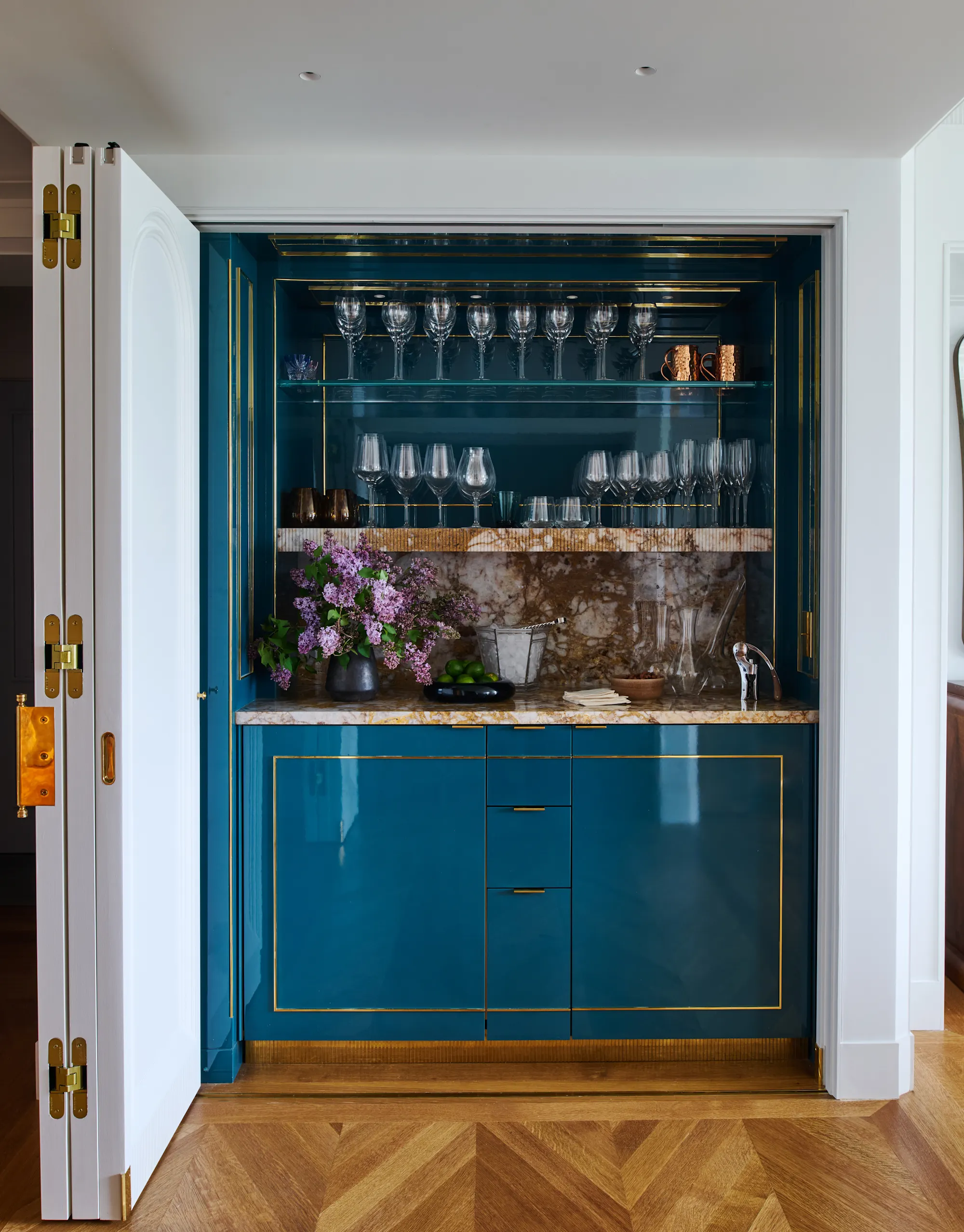 Concealed Bar