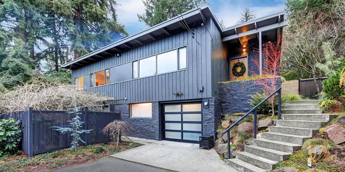 How To Modernize A Split-Level Home Exterior - HOVER Inc