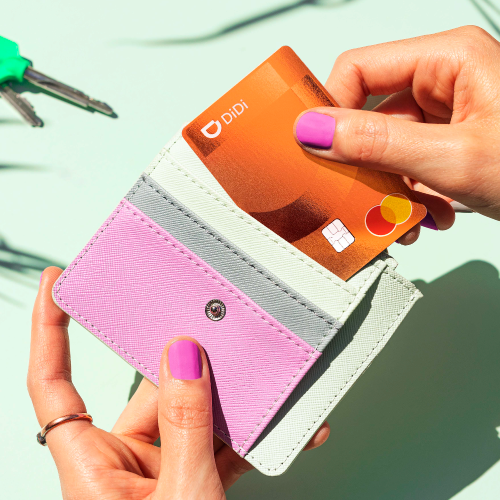 Imagen Billetera con DiDi Card