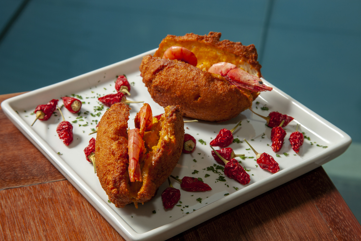 El acarajé es uno de las comidas brasileñas más populares y ricas de su gastronomía.