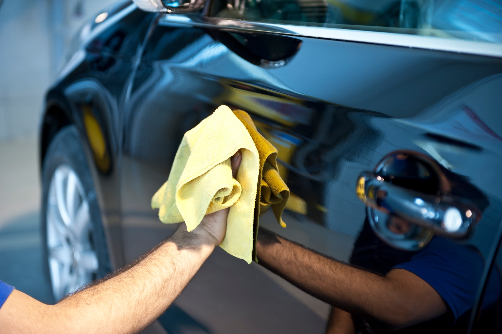  limpieza y mantenimiento de auto usado