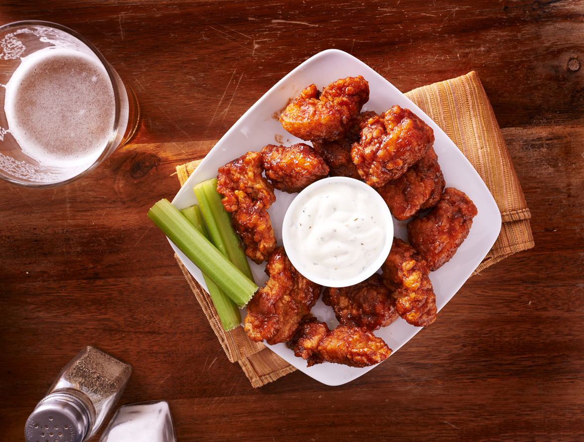 ¿Qué es mejor, Boneless y Alitas?