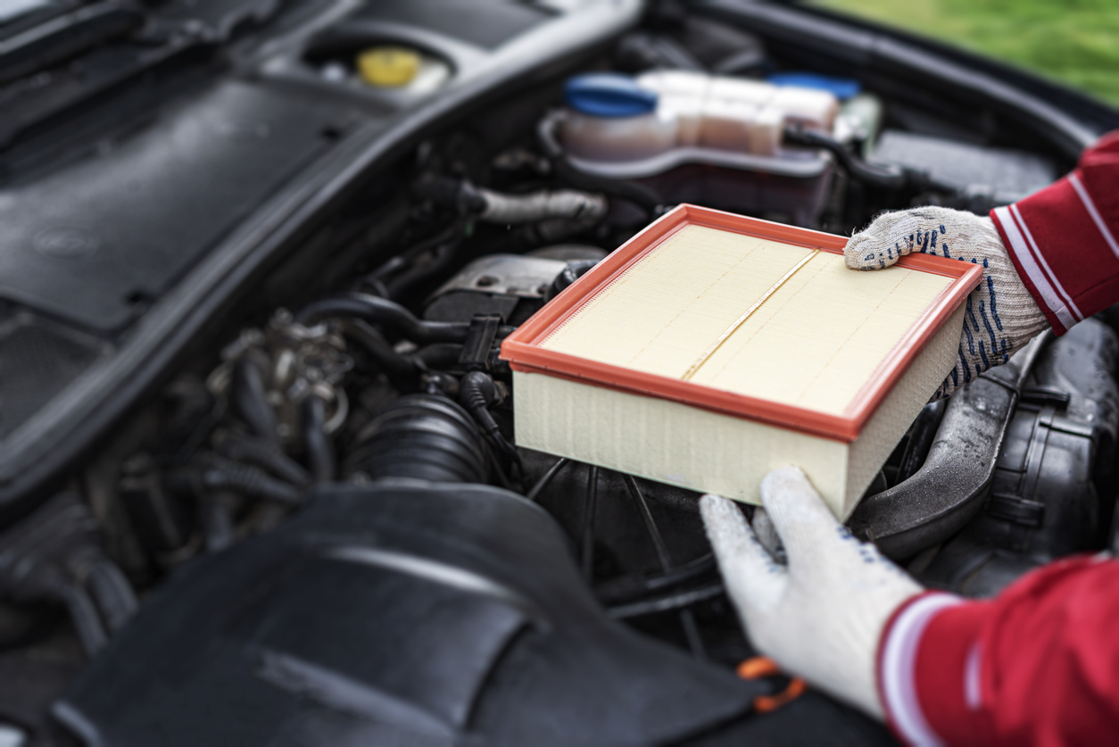 Un filtro de aire sucio puede ocasionar varios problemas en el motor.