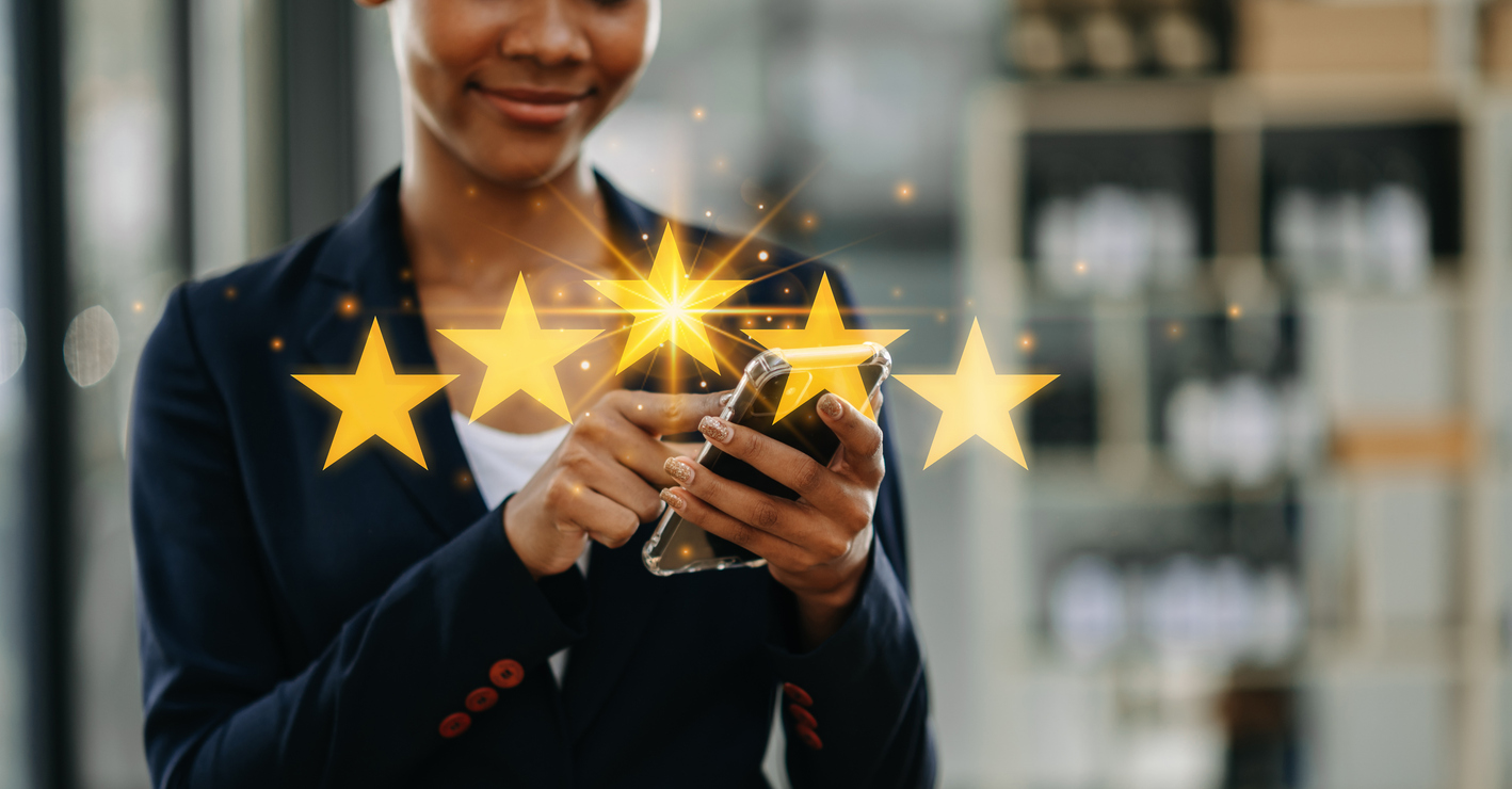 usuaria calificando con 5 estrellas a su conductor didi por buen servicio a cliente