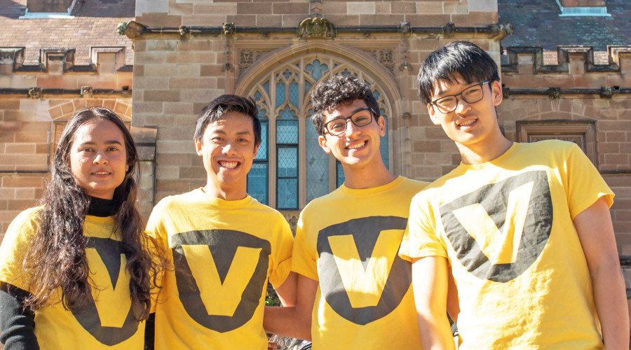 USU-Volunteer-Opportunities-University-of-Sydney-on-Campus-Quad