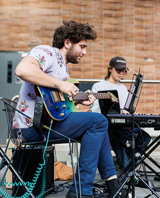 live-and-social-medium