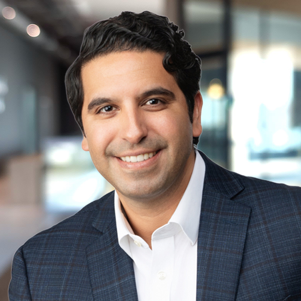 Nathan Osuna Wealth Associate headshot