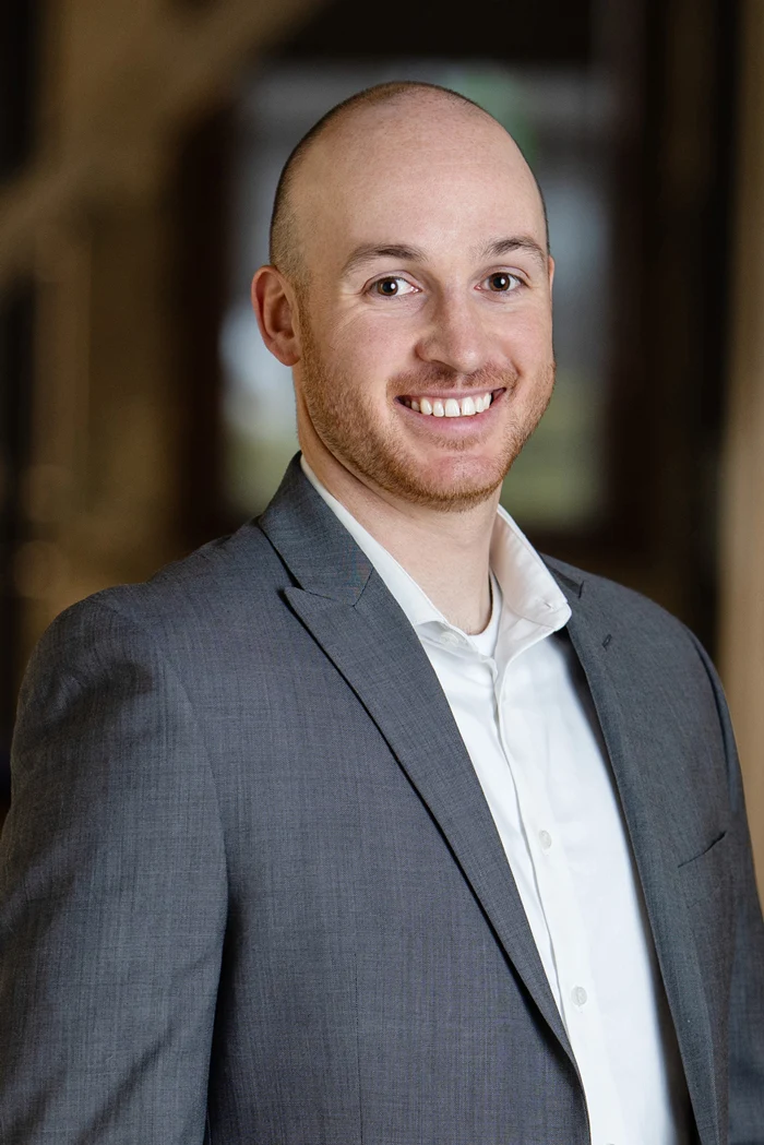 Derek Hare Headshot