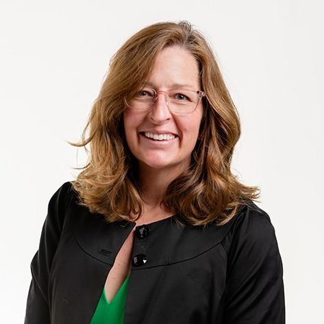 Lindsey Slattery headshot