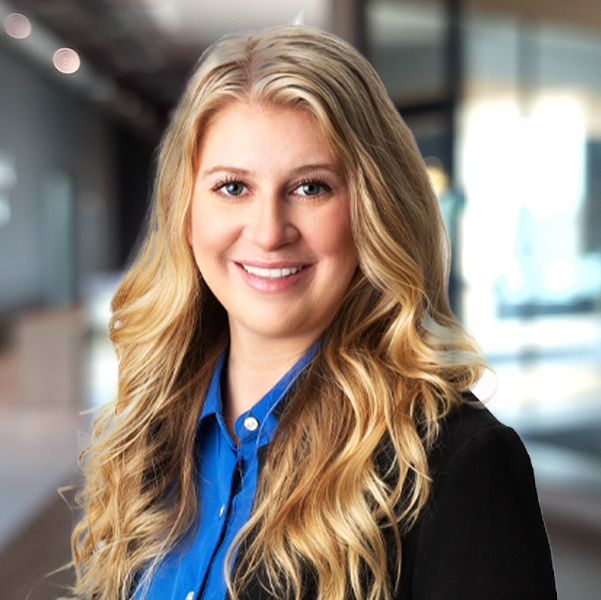 Molly McClellen Relationship Manager headshot