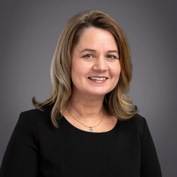 Christine Ewing Headshot