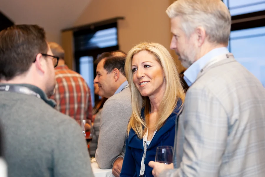 Signature Wealth Invest with Stephanie Link Image