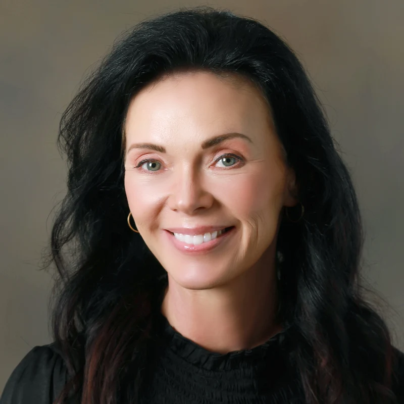 Melanie Williams - Headshot