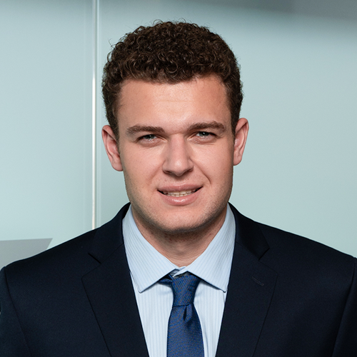 Alex Froelich Headshot LourdMurray