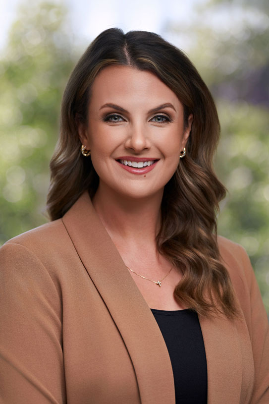 Marketing Director, Senior Wealth Management Associate