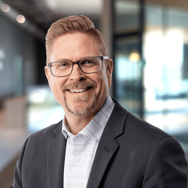 Darren Walloch Wealth Advisor headshot