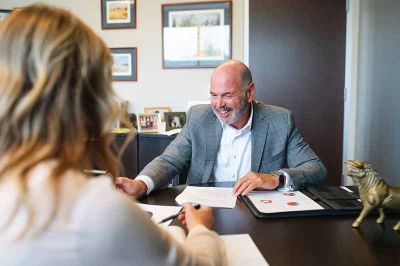 Thomas Foley in a meeting