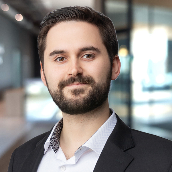 Alexander Ling Associate Wealth Advisor headshot