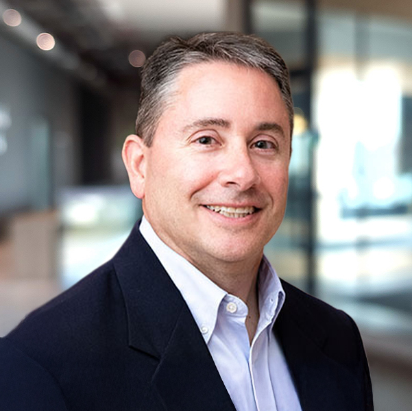 Peter DeVito Senior Wealth Advisor headshot