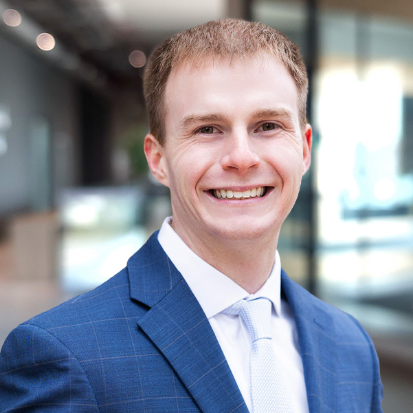 Dylan Wardenburg Associate Wealth Advisor headshot