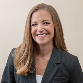 Kerry Chambers headshot