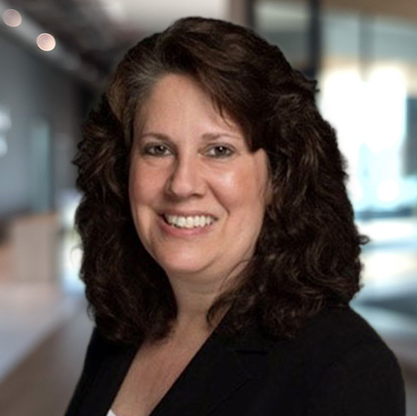Amy Travis Senior Client Service Manager headshot