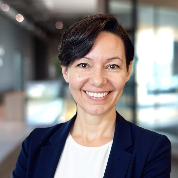 Amanda Navaraj Associate Wealth Advisor headshot