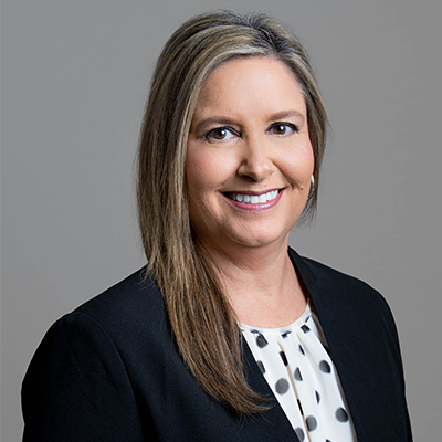 Jennifer Halper headshot