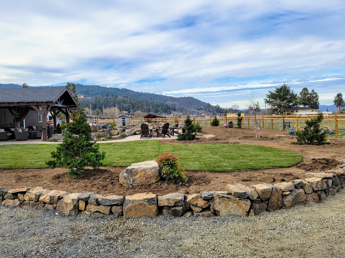 Rock Wall with Landscaping Andreatta Waterscapes Central Point Oregon