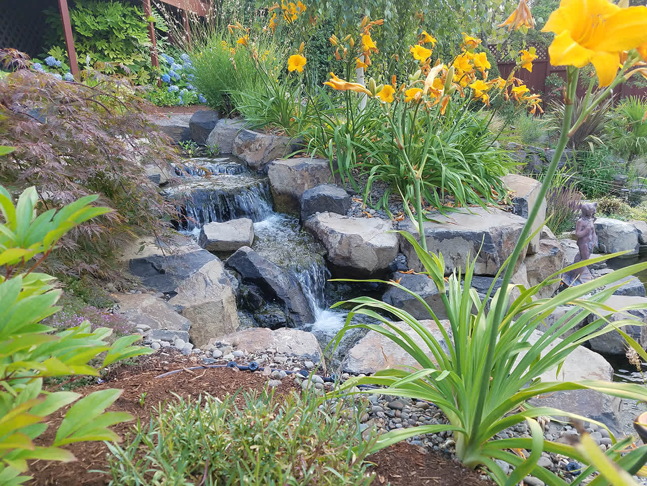 Backyard Waterfall Andreatta Waterscapes Ashland Oregon