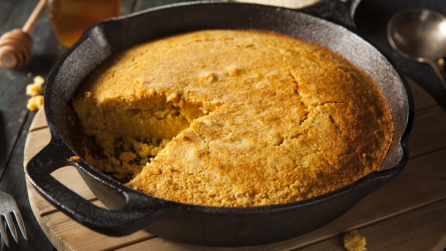 Fresh skillet corn bread 