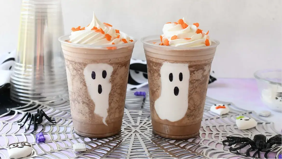 Spooky Frozen Hot Chocolate 