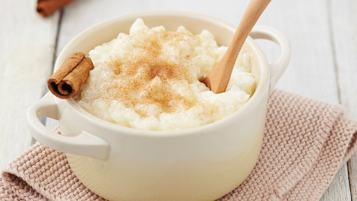 Delicioso budín de arroz con canela sin lactosa 