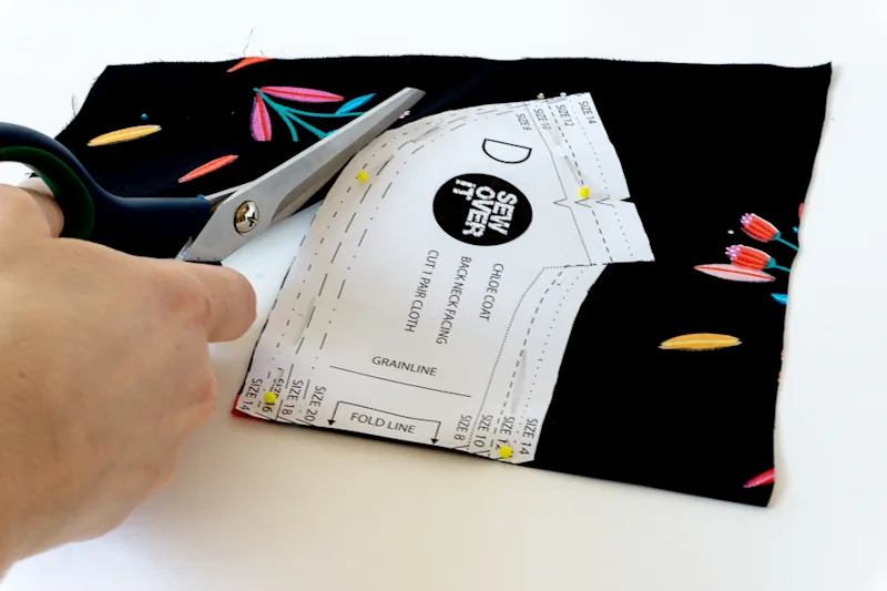 Patroon - Uitknippen - Stoffenschaar - Stofschaar - Naaien
