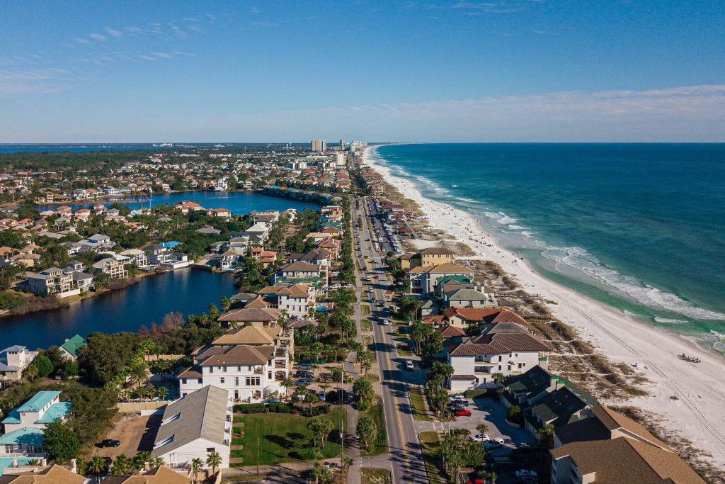 living-in-terrigal-where-surf-meets-suburbia (1)
