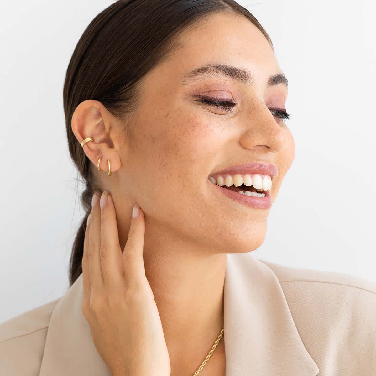 Earring Hoop Gold_thumbnail_2