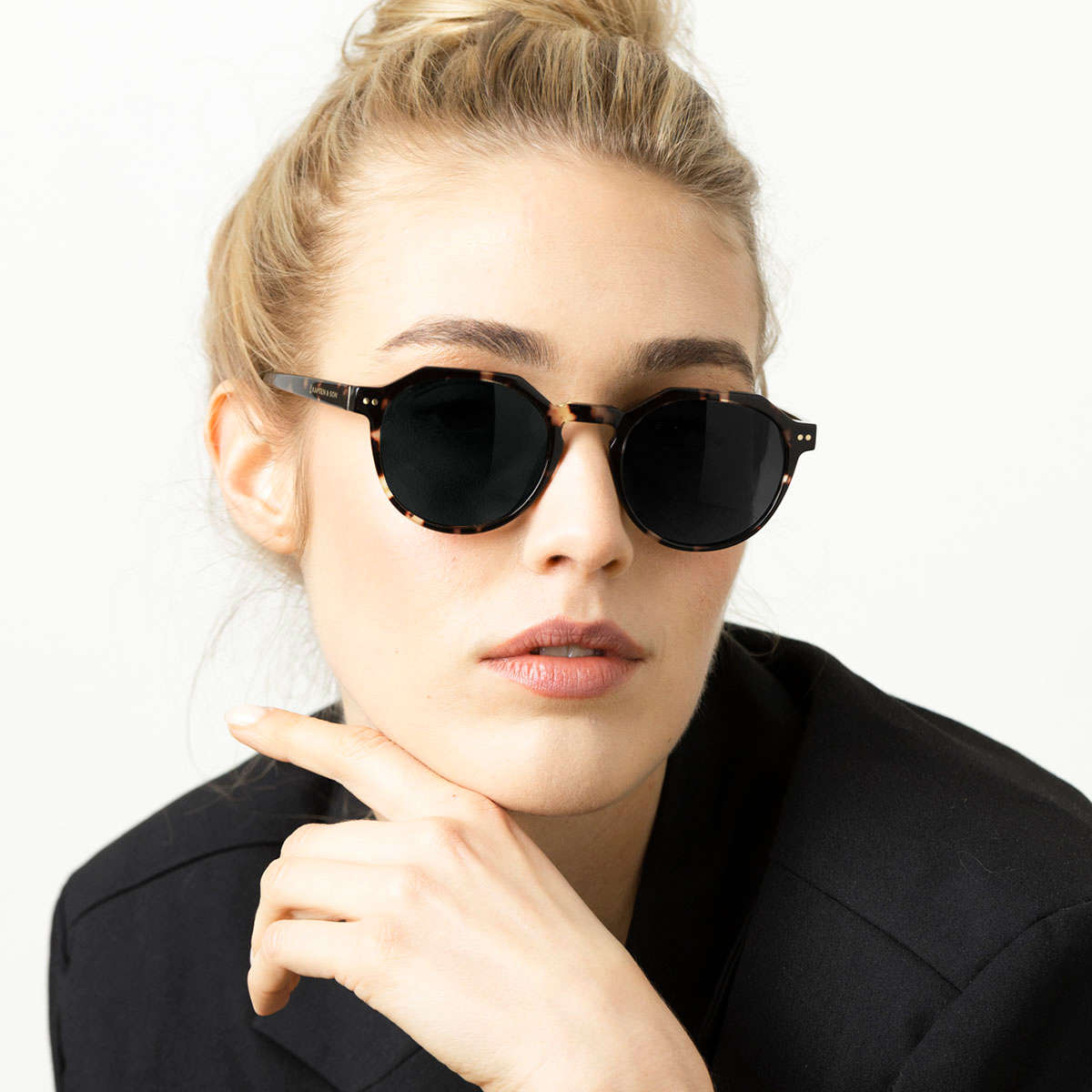 Manila Umber Tortoise Black_thumbnail_4