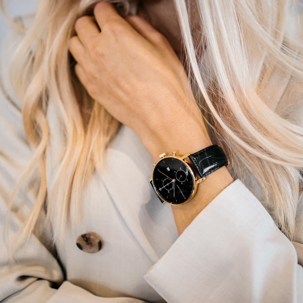 aanbidden maandag besteden Chrono Gold All Black Croco Leather – Horloges | Kapten & Son