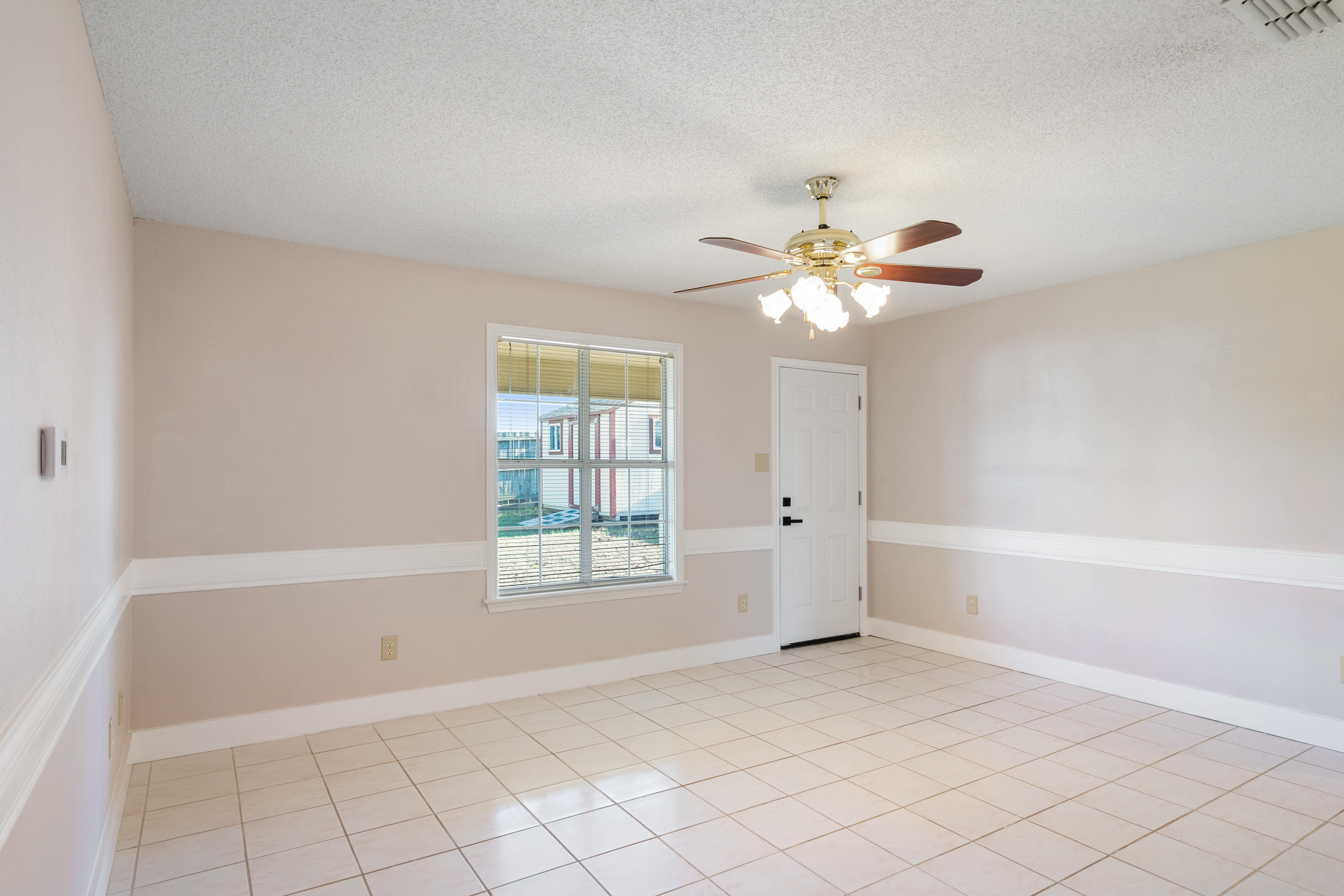 1880 Woodbridge Dr 14