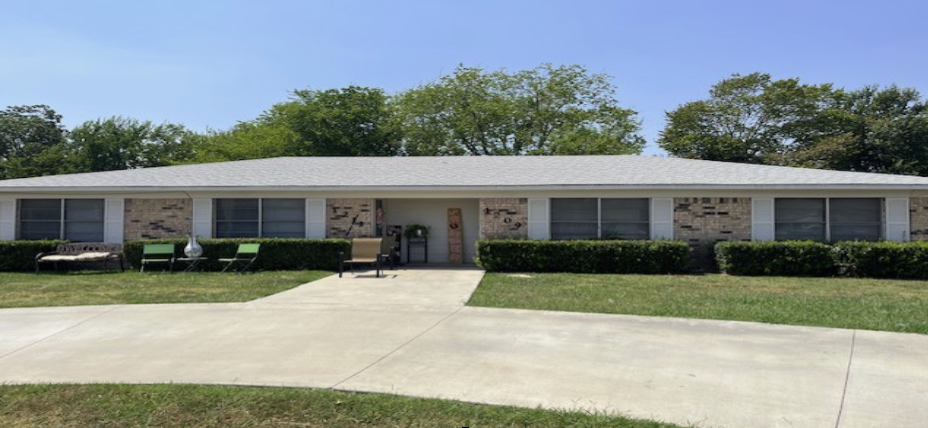 Duplex 1209/1211 Elm St