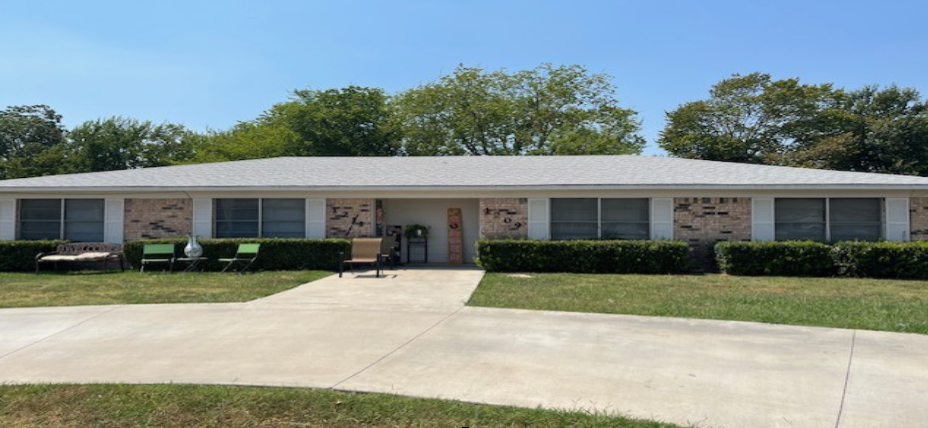 Duplex 1209/1211 Elm St