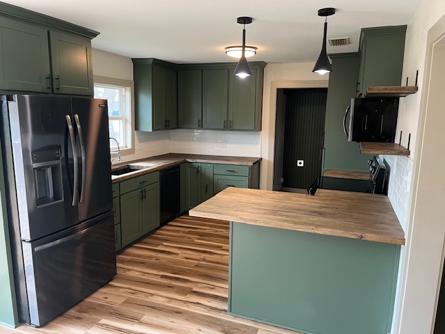 212 Glover Sulphur Springs 1