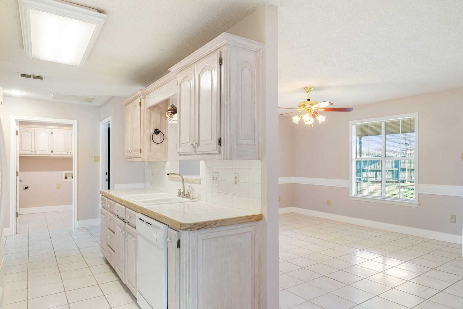 1880 Woodbridge Dr 29