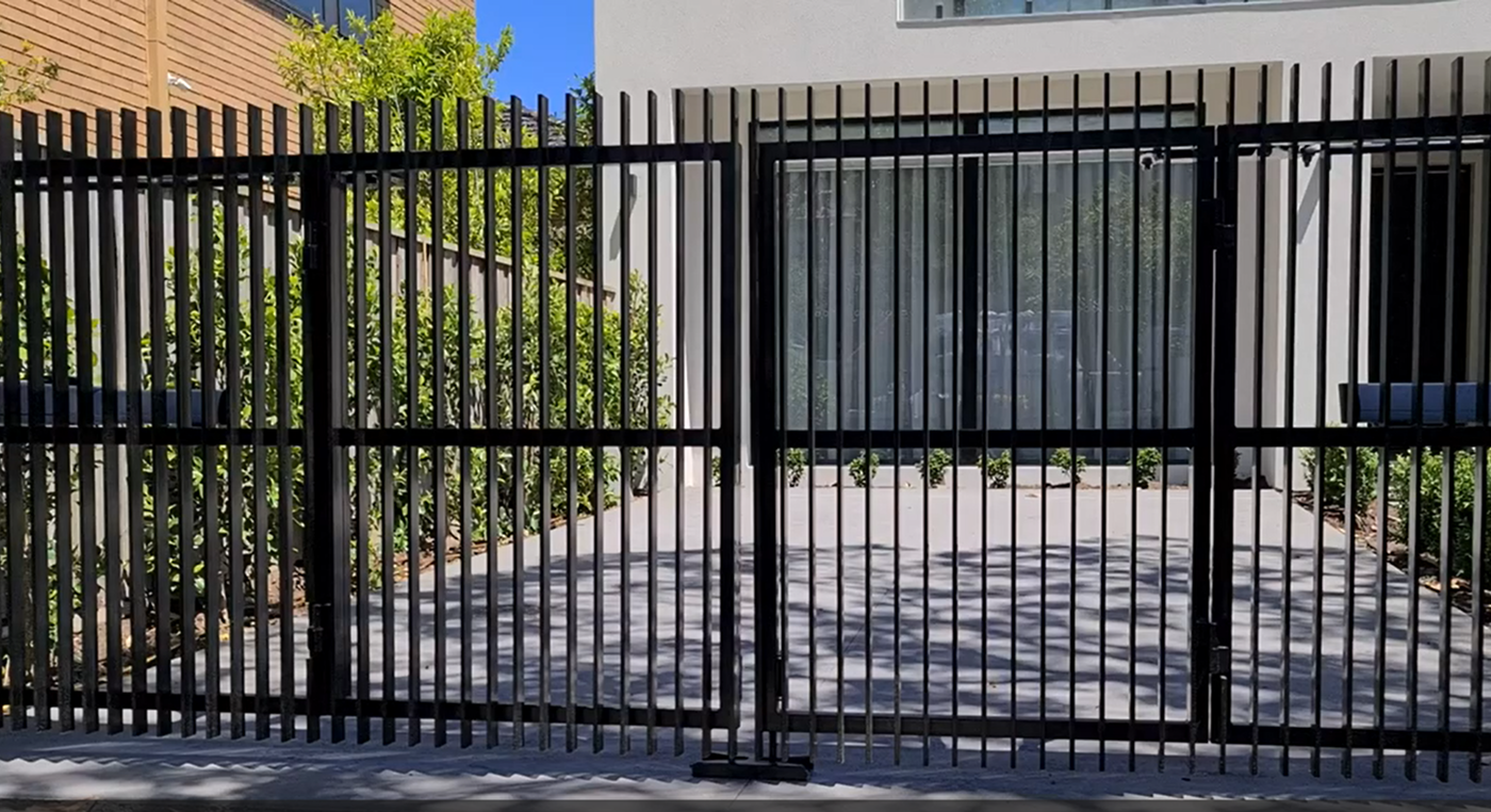 gate