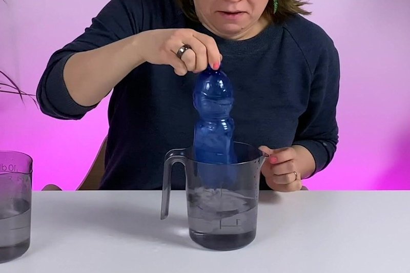 scientific experiments on air Hot and Cold Bottles