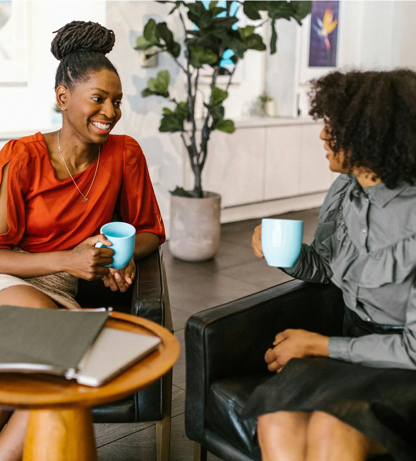 Who we are - Meet the team - Group - Image content slice