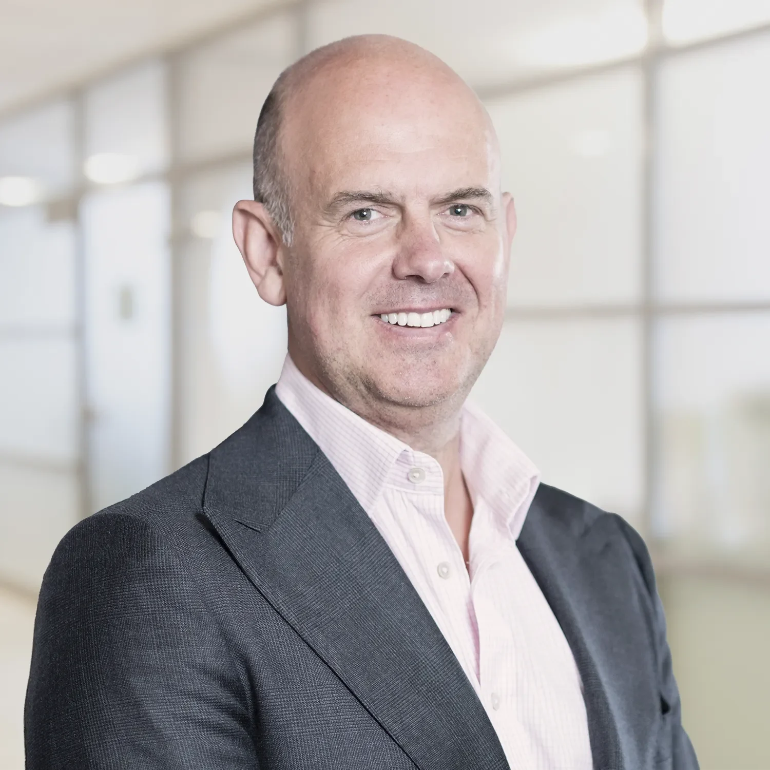 Universal - Key contact - Nick Gillett